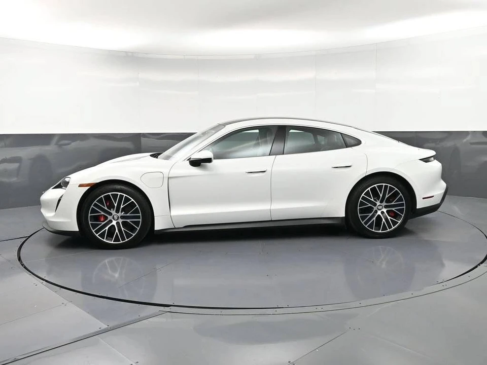 2020 Porsche Taycan 4S - Image 2 of 5