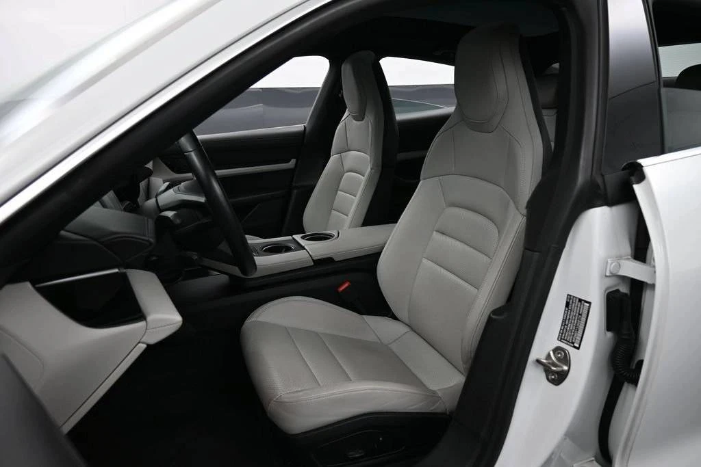 2020 Porsche Taycan 4S - Image 5 of 5