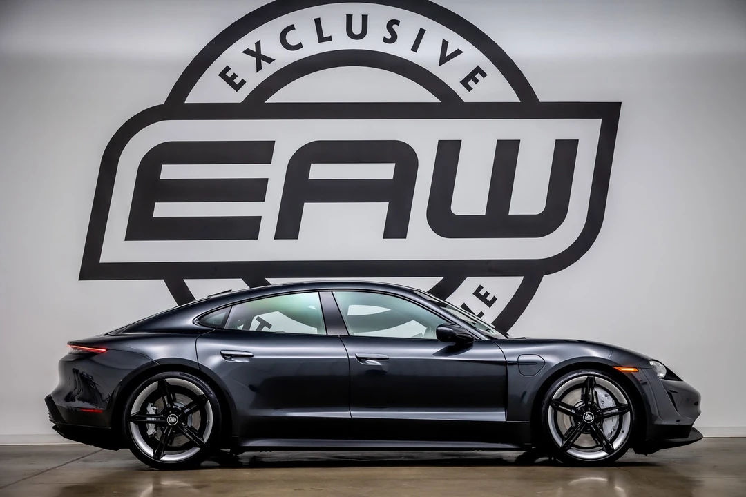 2020 Porsche Taycan 4S - Image 8 of 12
