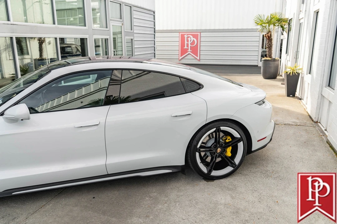 2020 Porsche Taycan 4S - Image 4 of 21