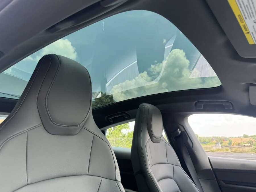 2020 Porsche Taycan 4S - Image 8 of 11