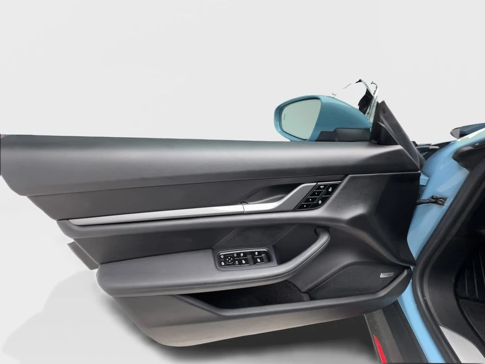 2020 Porsche Taycan 4S - Image 20 of 31