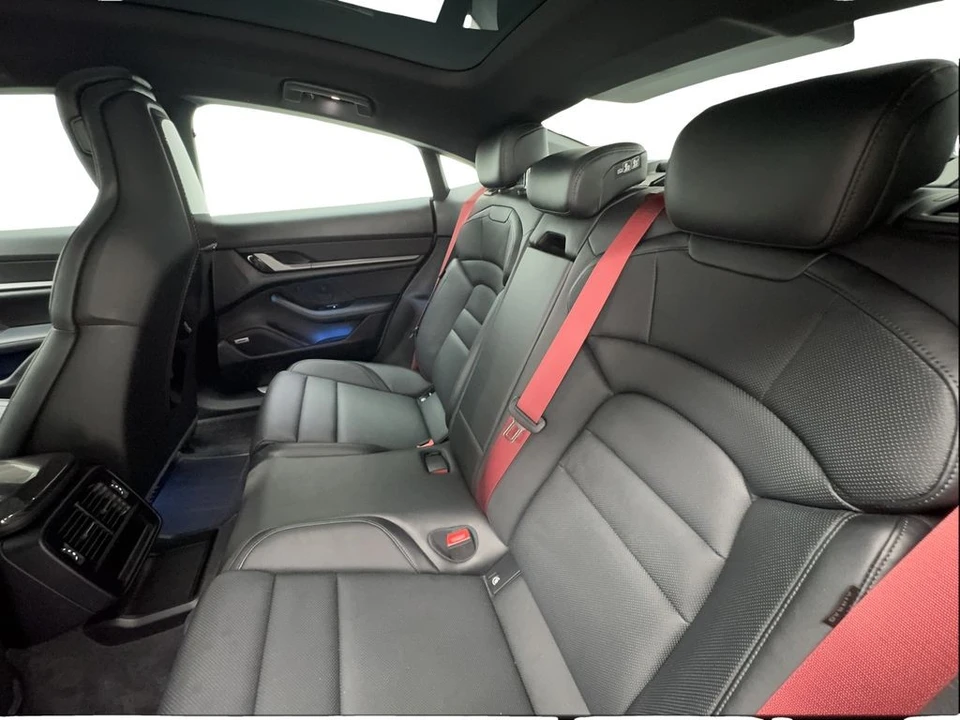 2020 Porsche Taycan 4S - Image 23 of 31