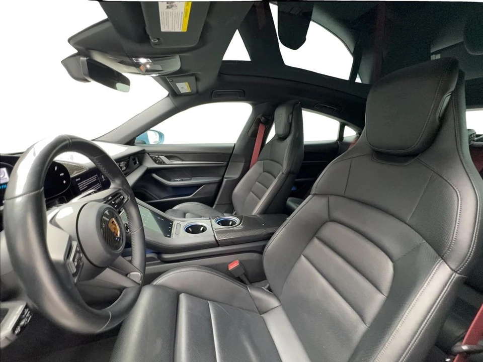 2020 Porsche Taycan 4S - Image 18 of 31
