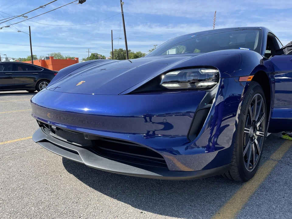 2020 Porsche Taycan 4S - Image 19 of 31