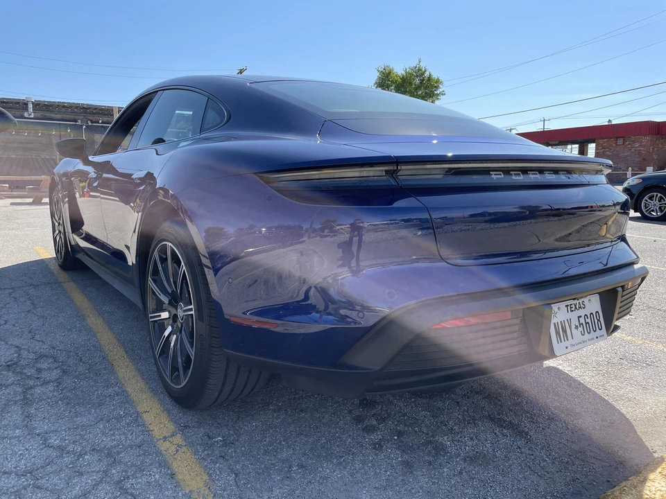2020 Porsche Taycan 4S - Image 10 of 31