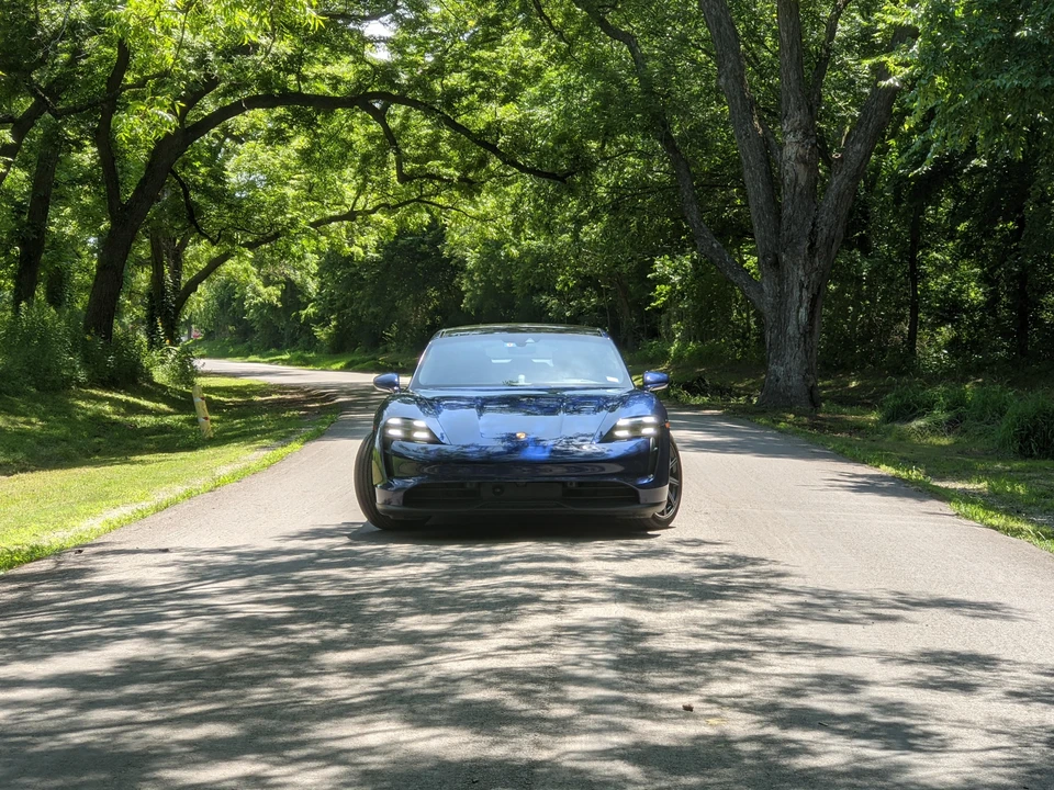 2020 Porsche Taycan 4S - Image 6 of 31