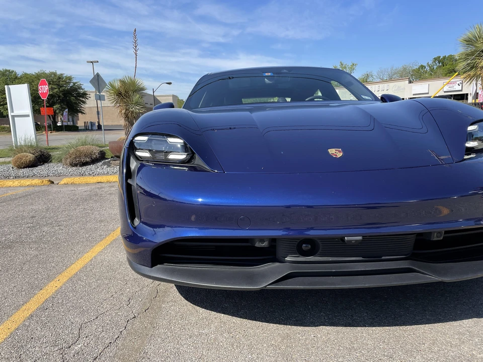 2020 Porsche Taycan 4S - Image 18 of 31