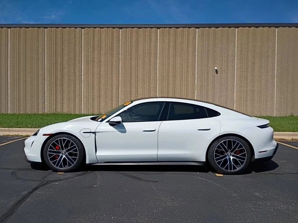 2020 Porsche Taycan 4S - Image 2 of 5