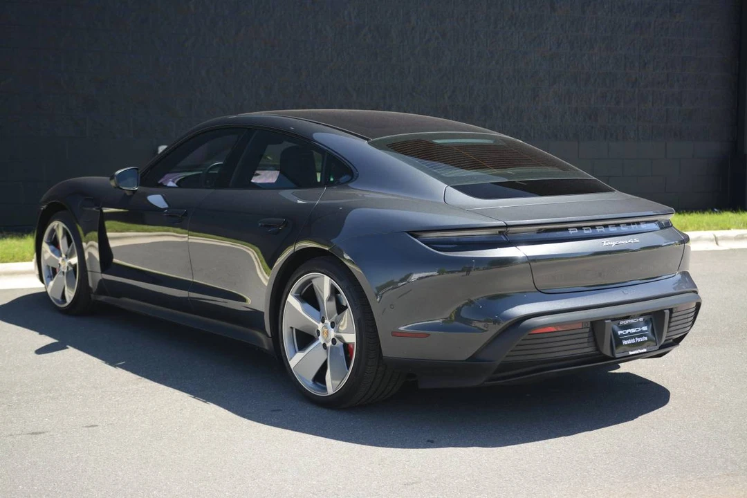 2020 Porsche Taycan 4S - Image 3 of 5