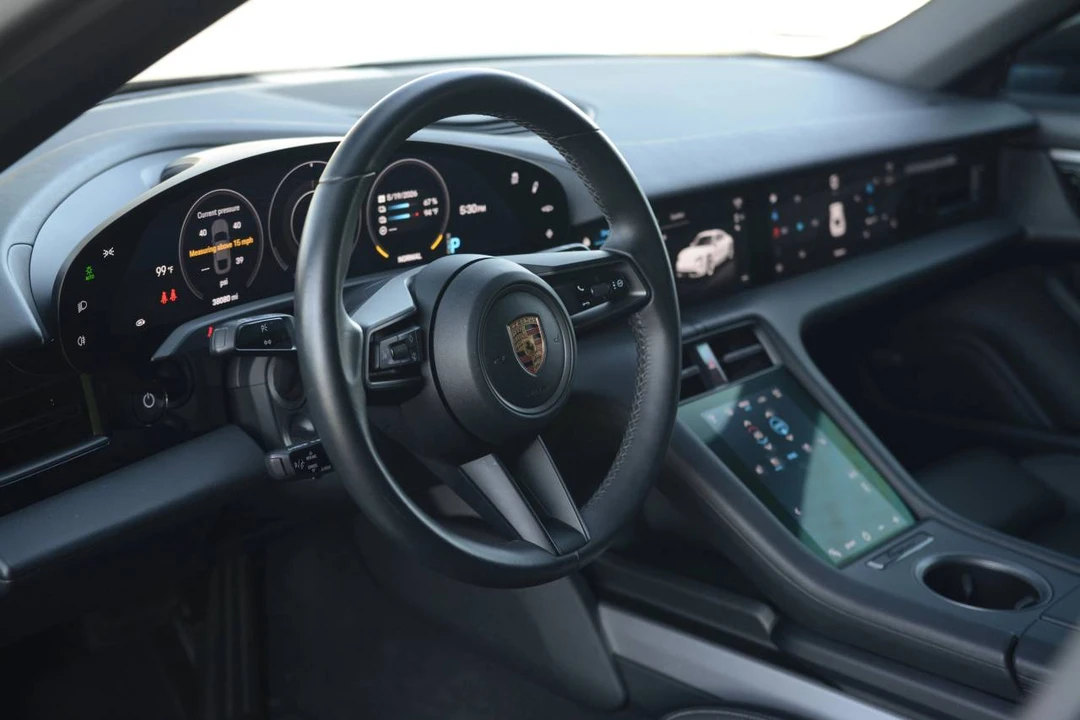 2020 Porsche Taycan 4S - Image 4 of 5