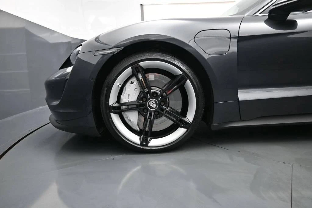 2020 Porsche Taycan 4S - Image 5 of 5