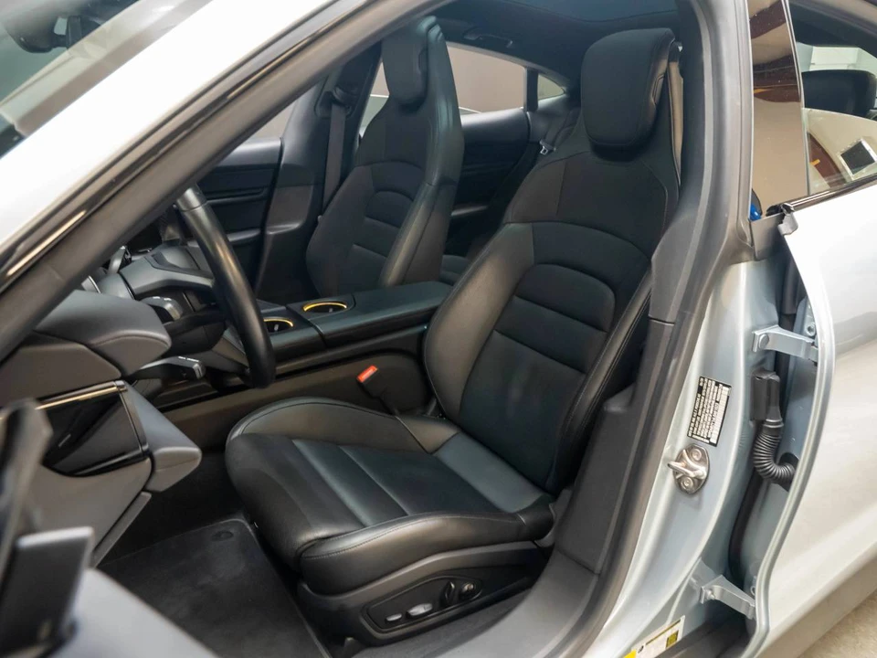 2020 Porsche Taycan 4S - Image 5 of 5