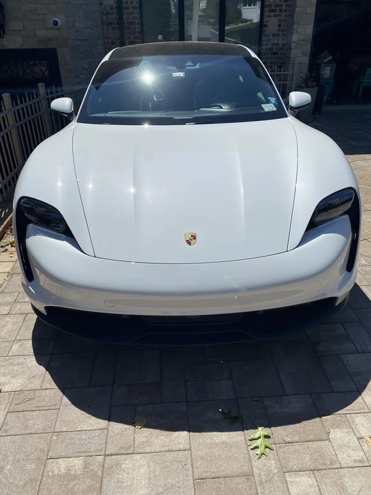 2020 Porsche Taycan 4S - Image 8 of 31