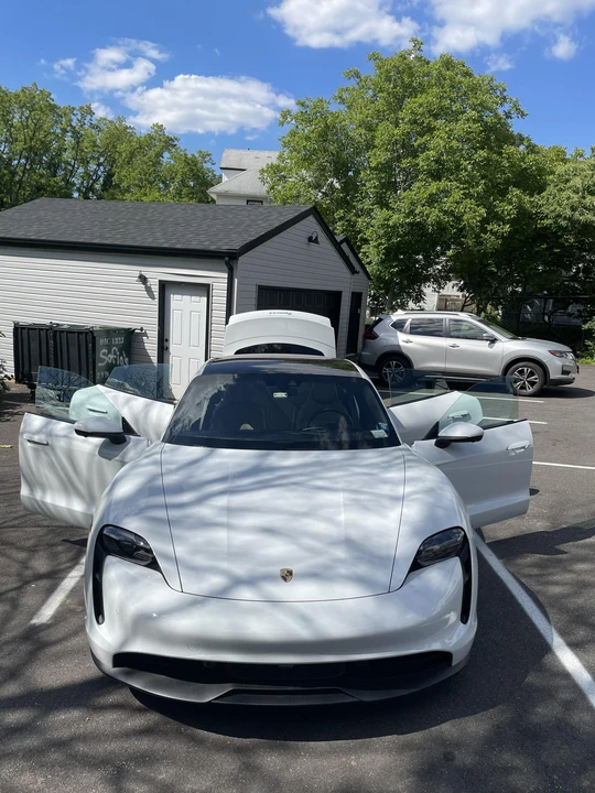 2020 Porsche Taycan 4S - Image 11 of 31