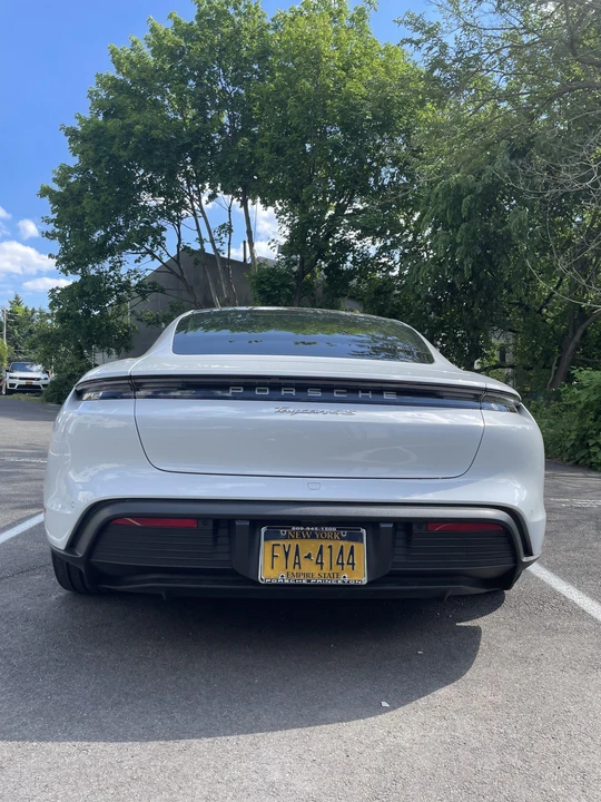 2020 Porsche Taycan 4S - Image 24 of 31