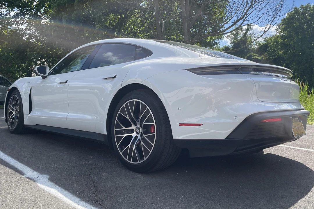 2020 Porsche Taycan 4S - Image 4 of 31