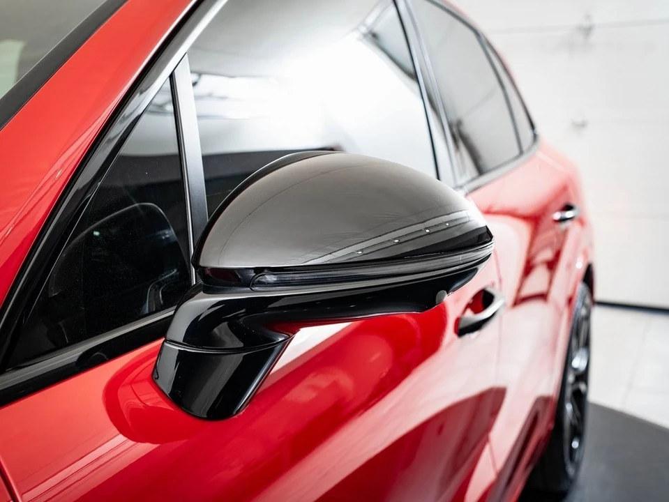 2020 Porsche Taycan 4S - Image 16 of 21