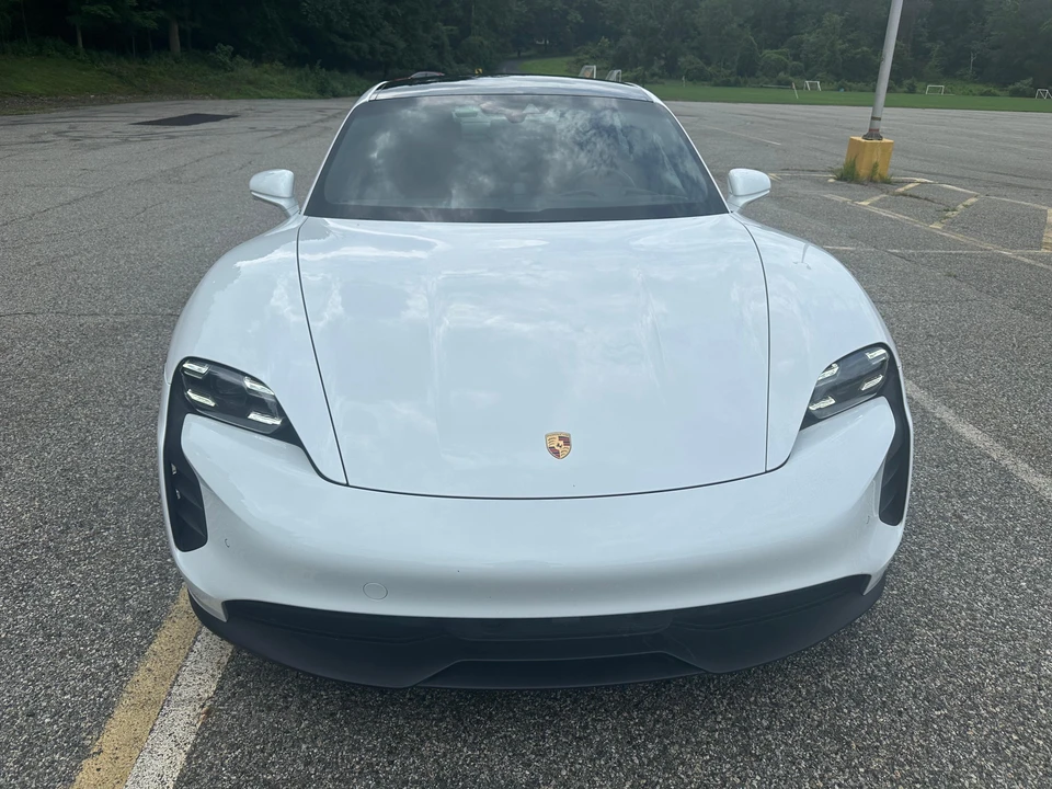 2020 Porsche Taycan 4S - Image 6 of 31