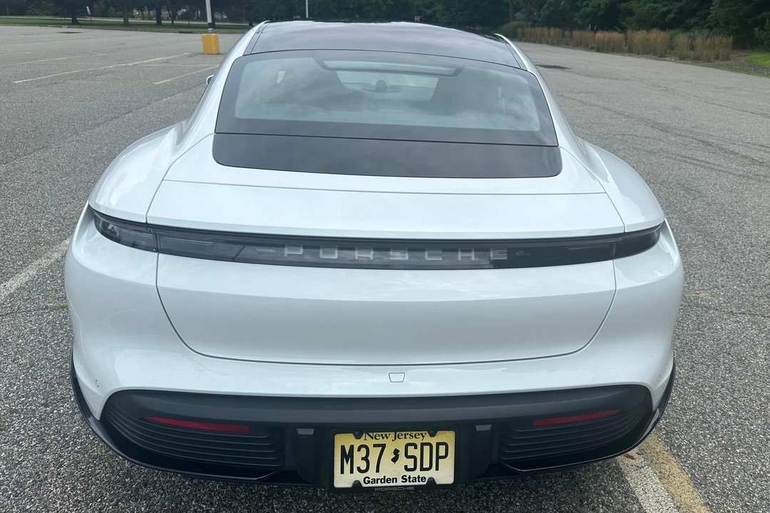 2020 Porsche Taycan 4S - Image 5 of 31