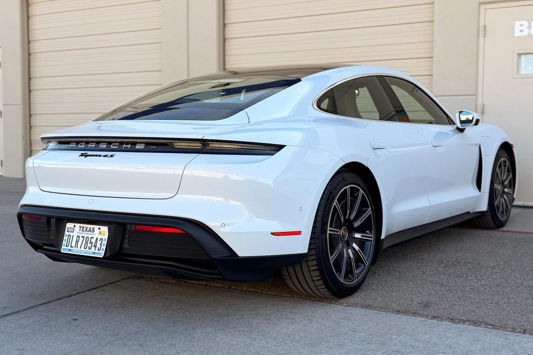 2020 Porsche Taycan 4S - Image 4 of 31