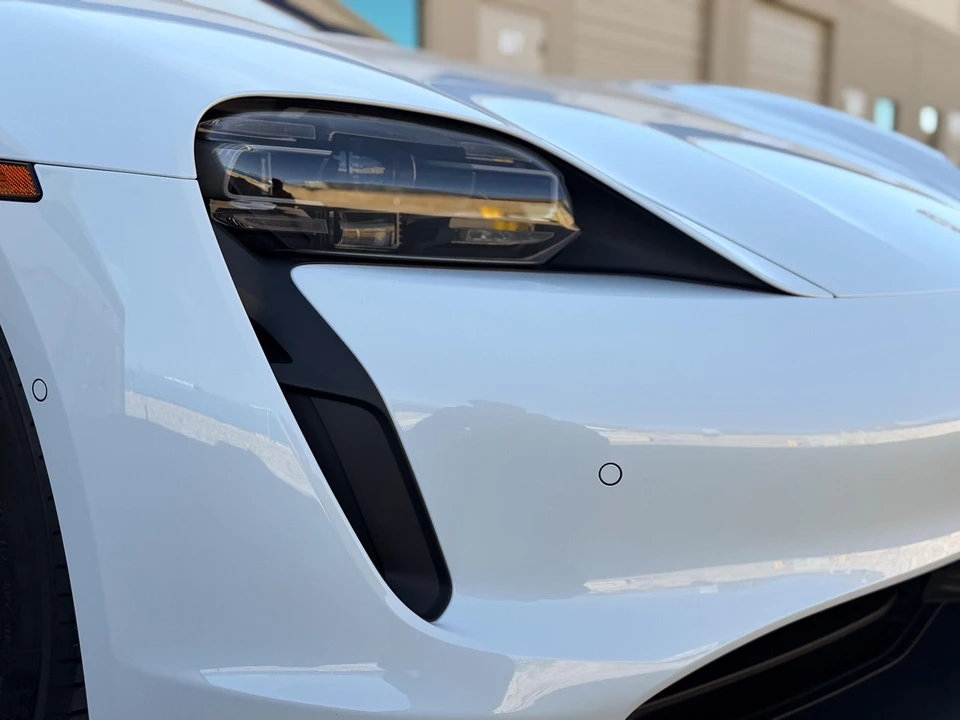 2020 Porsche Taycan 4S - Image 15 of 31