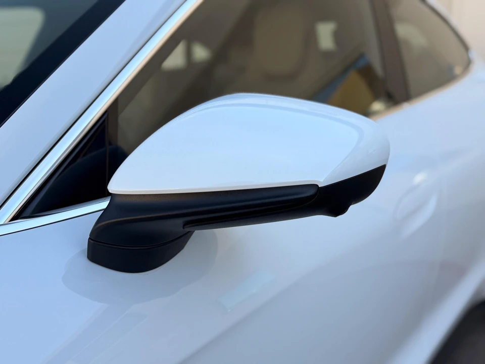 2020 Porsche Taycan 4S - Image 27 of 31