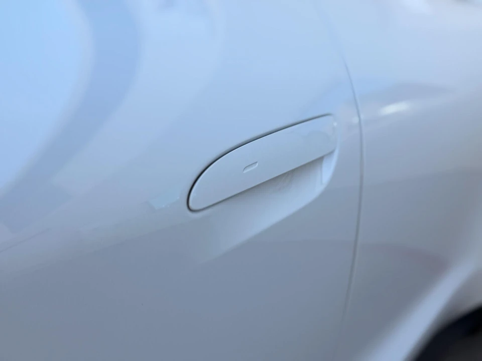 2020 Porsche Taycan 4S - Image 29 of 31