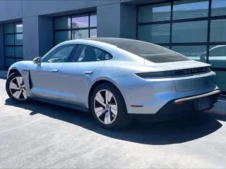 2020 Porsche Taycan 4S - Image 17 of 31
