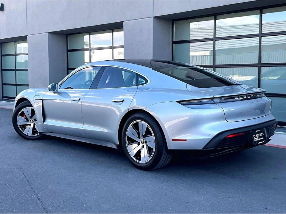 2020 Porsche Taycan 4S - Image 3 of 5