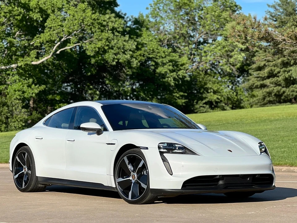 2020 Porsche Taycan 4S - Image 2 of 21