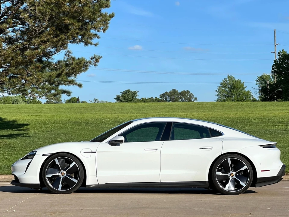 2020 Porsche Taycan 4S - Image 3 of 21