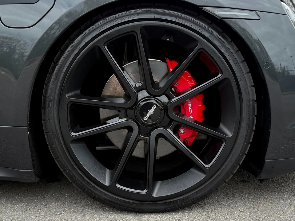2020 Porsche Taycan 4S - Image 16 of 21