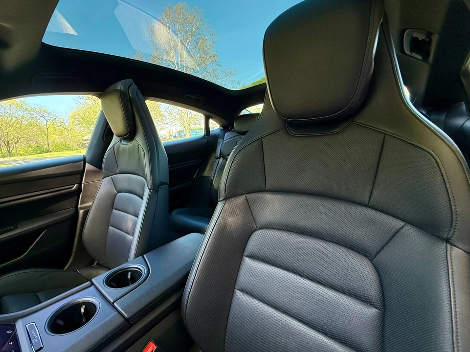 2020 Porsche Taycan 4S - Image 19 of 21