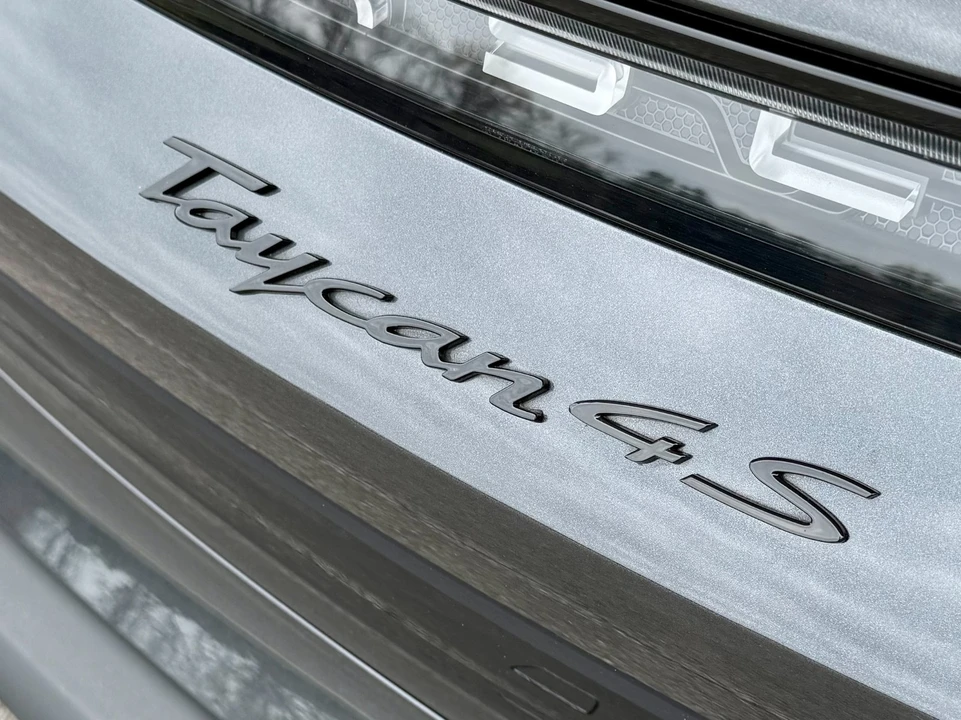 2020 Porsche Taycan 4S - Image 10 of 21