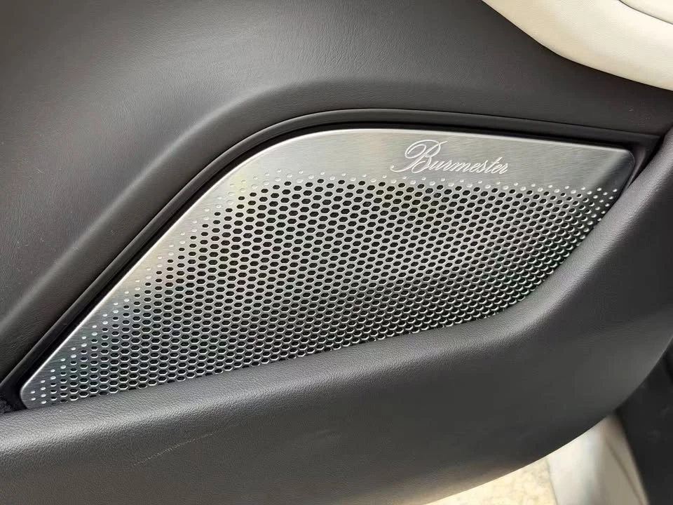 2020 Porsche Taycan - Image 17 of 19