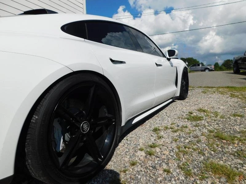 2020 Porsche Taycan - Image 16 of 20