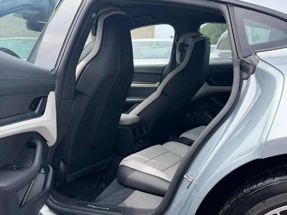 2020 Porsche Taycan - Image 19 of 19