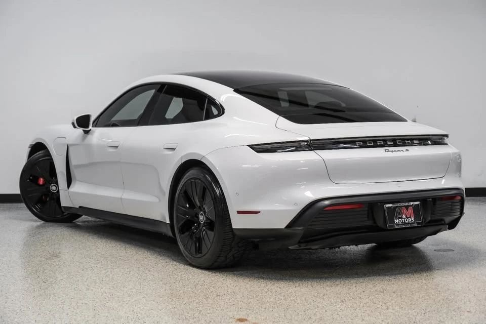 2020 Porsche Taycan - Image 15 of 20