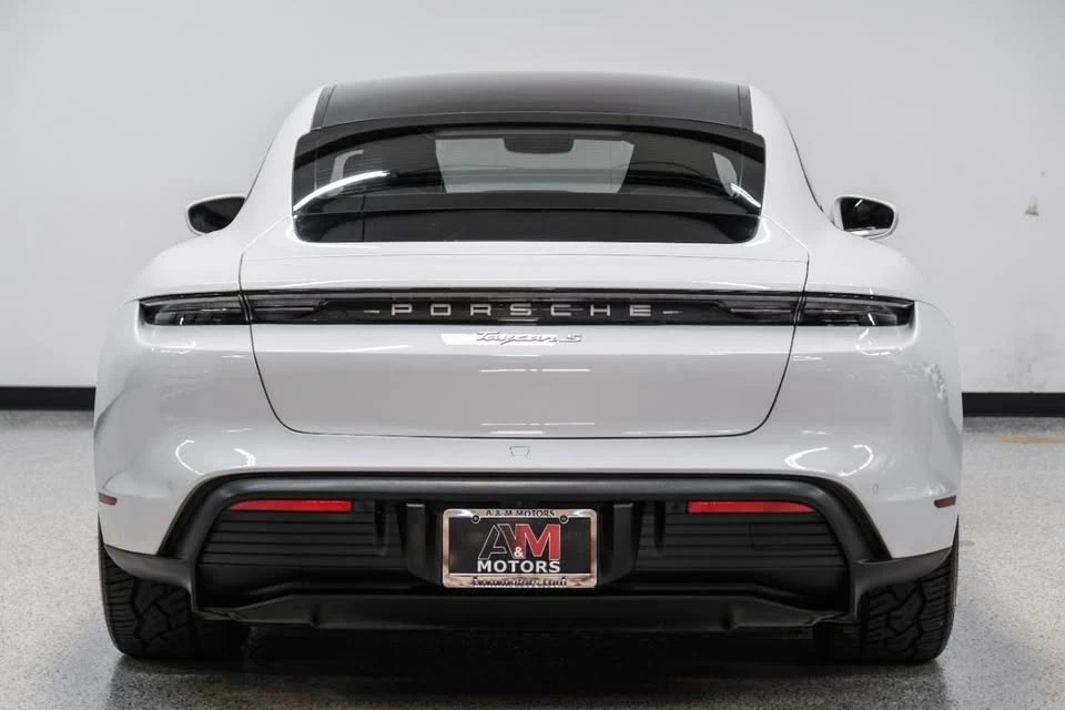 2020 Porsche Taycan - Image 14 of 20
