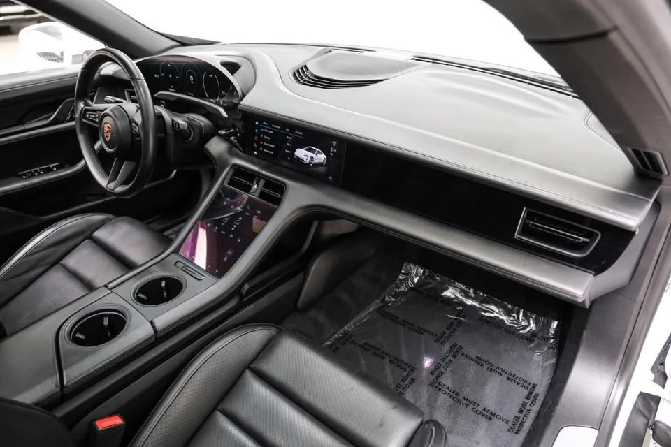 2020 Porsche Taycan - Image 19 of 20