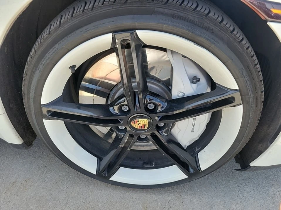 2020 Porsche Taycan - Image 8 of 18
