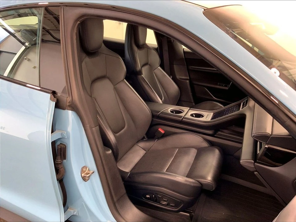 2020 Porsche Taycan - Image 12 of 20