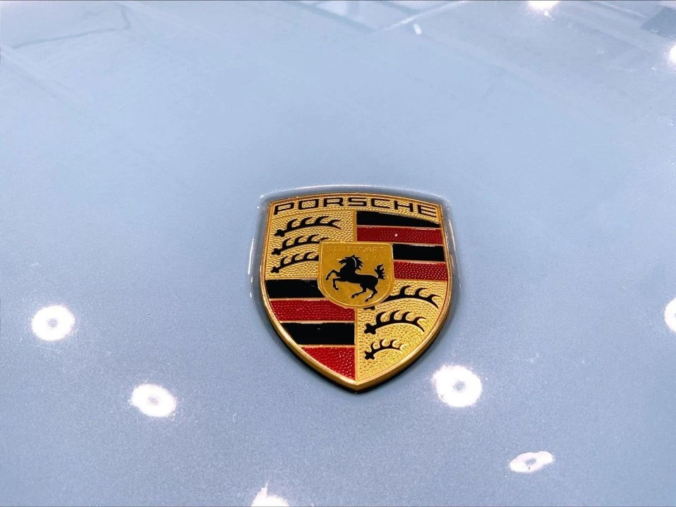 2020 Porsche Taycan - Image 19 of 20