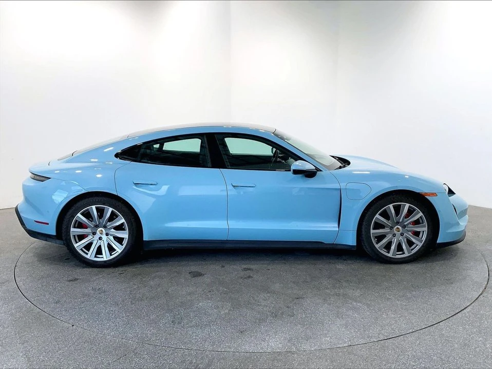 2020 Porsche Taycan - Image 7 of 20