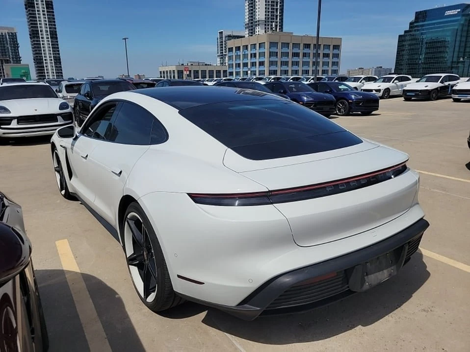 2020 Porsche Taycan - Image 4 of 18