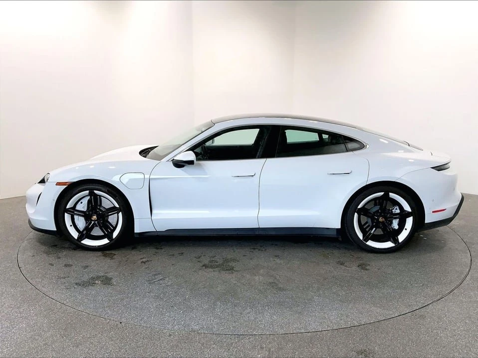 2020 Porsche Taycan - Image 7 of 20