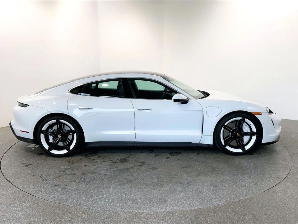 2020 Porsche Taycan - Image 8 of 20