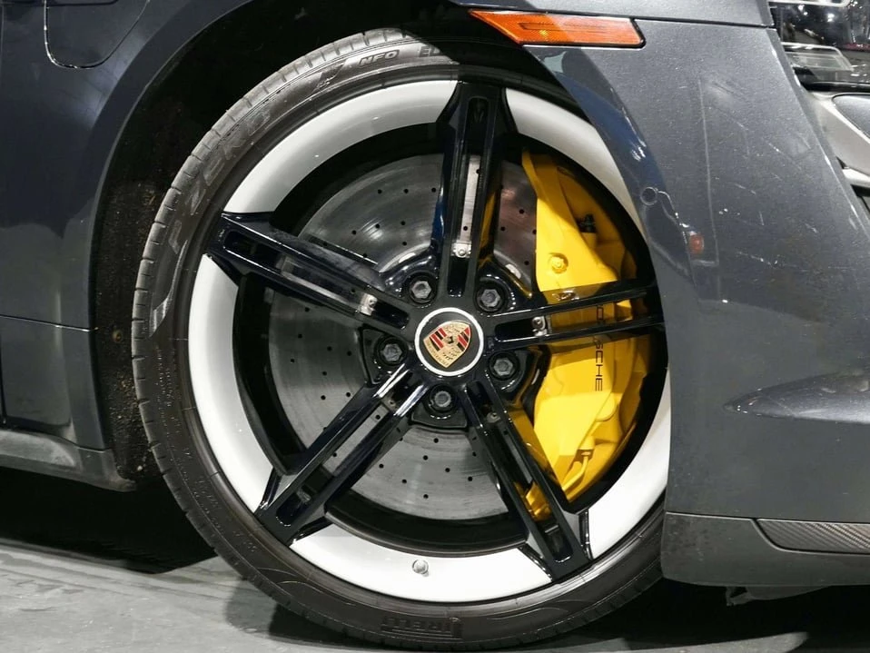 2020 Porsche Taycan - Image 4 of 20