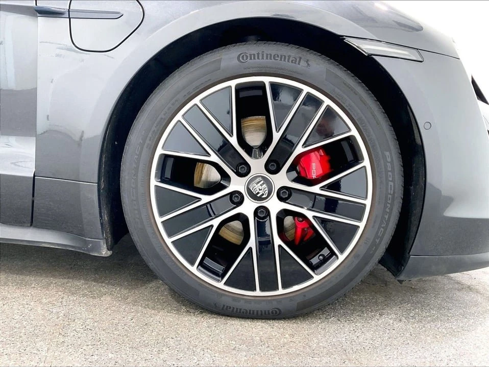 2020 Porsche Taycan - Image 13 of 20